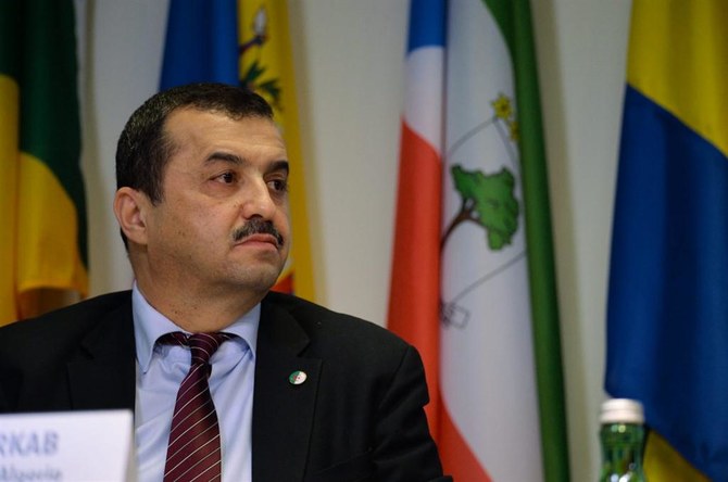 Alžírský ministr energetiky a hornictví Mohamed Arkab