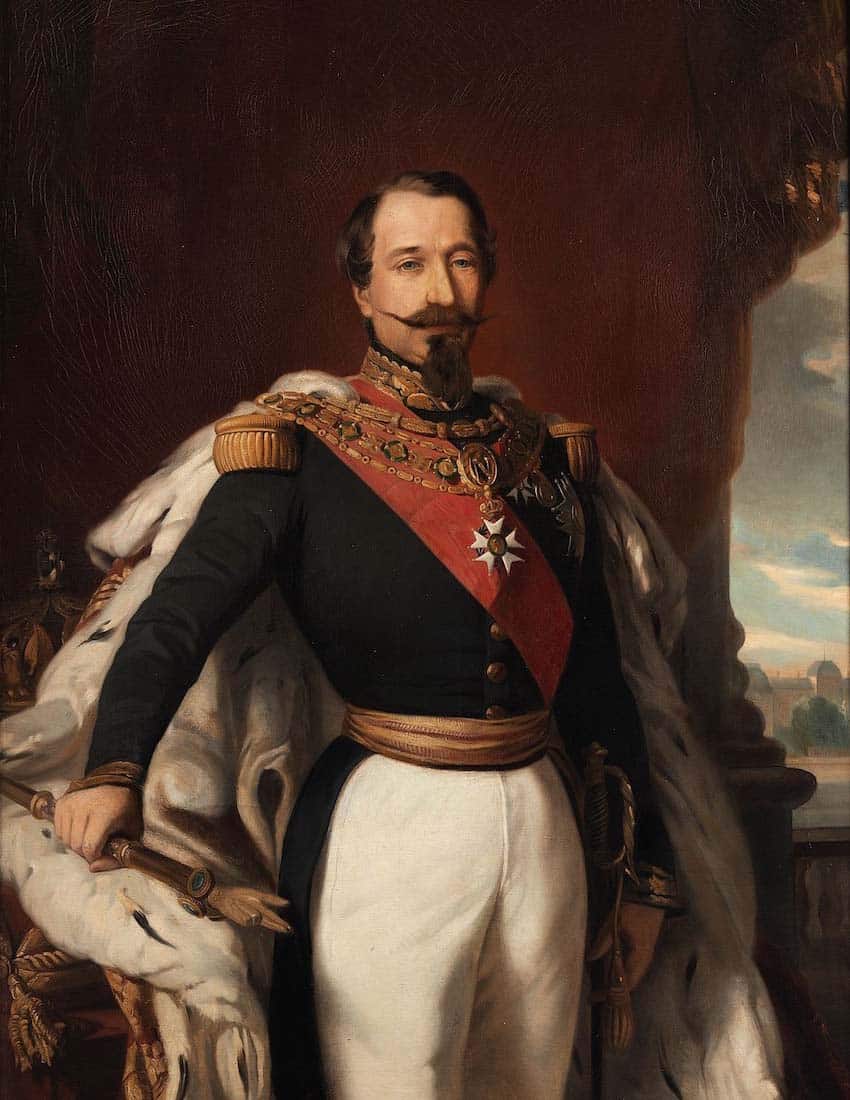 Napoleon III údajně napadl Mexiko, protože chtěl kontrolovat rostoucí americký vliv v Latinské Americe a chtěl lepší francouzský přístup k mexickým produktům a trhům. Zdá se také, že měl sny o impériu, které by začalo s francouzsky přátelskou monarchií v Mexiku.