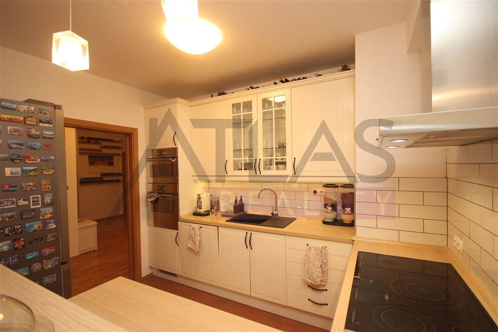 Pronájem bytu 4+1, 116 m2, Praha 6 Vokovice, Tibetská